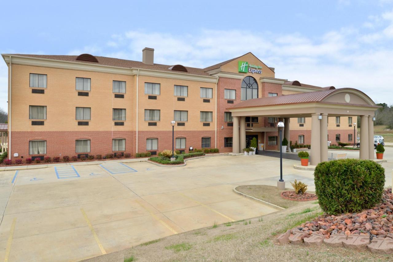 Holiday Inn Express Clanton Exterior photo